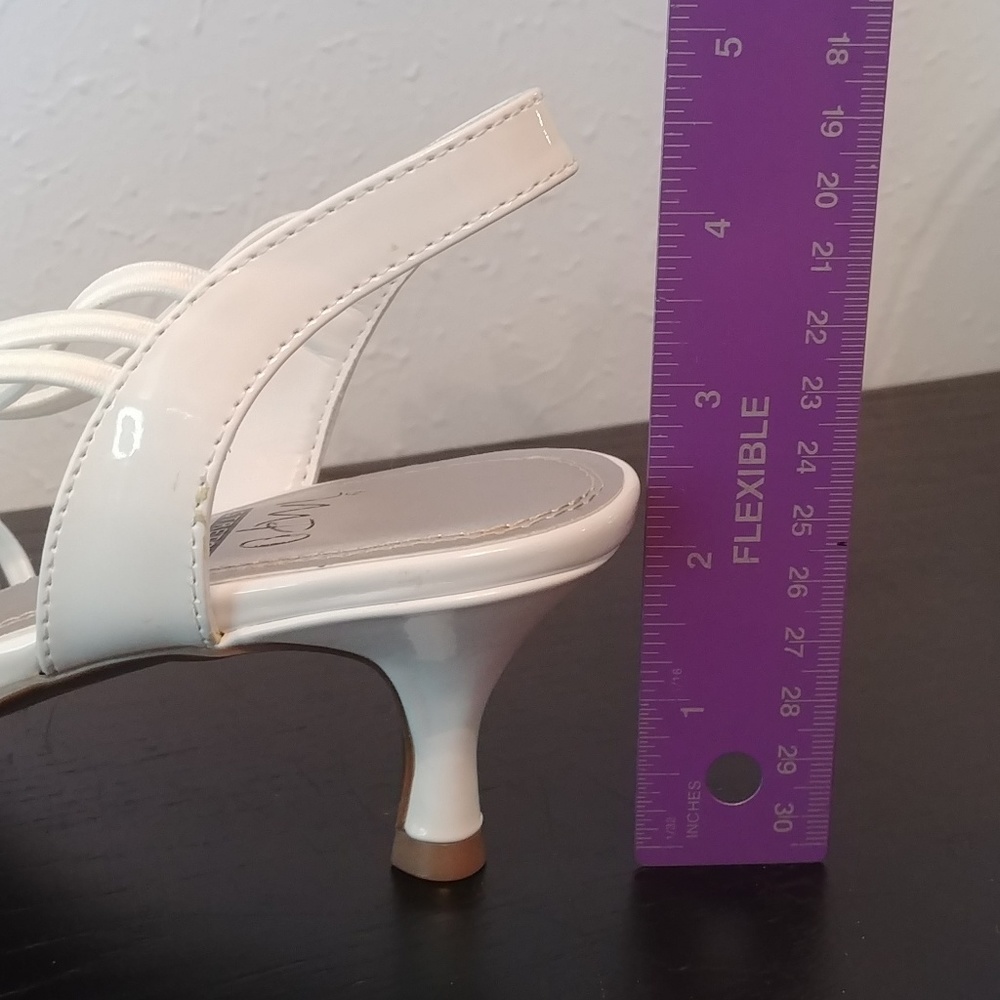 Impo 'Expose' White (low) Sandal/Heels - Picture 8 of 8